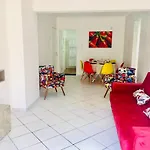 Edifício Republica Argentina - Exclusivo acesso à praia de BC - Ótimo para família