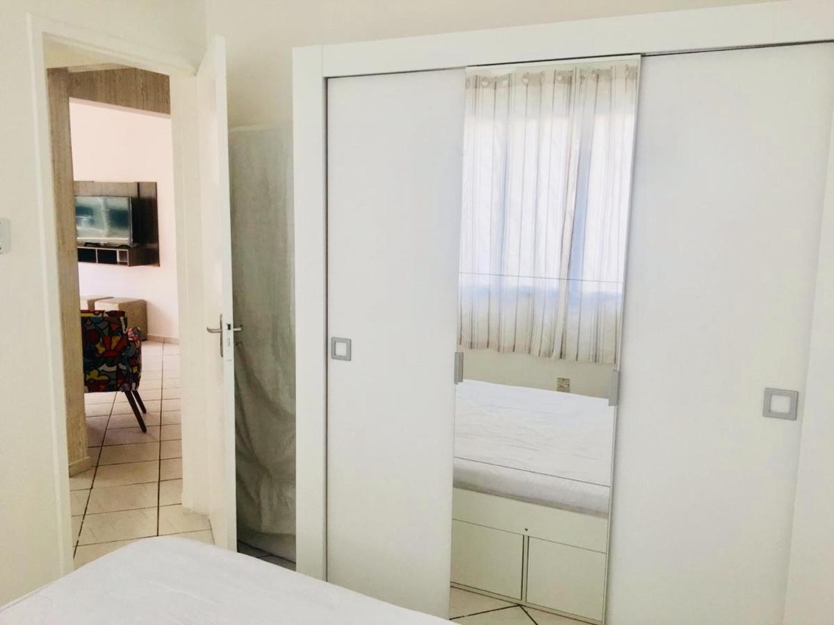 Apartamento Edificio Republica Argentina - Exclusivo Acesso A Praia De Bc - Otimo Para Familia Balneario Camboriu