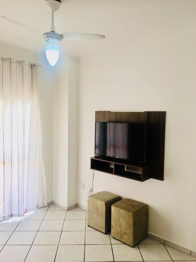 Apartamento Edificio Republica Argentina - Exclusivo Acesso A Praia De Bc - Otimo Para Familia